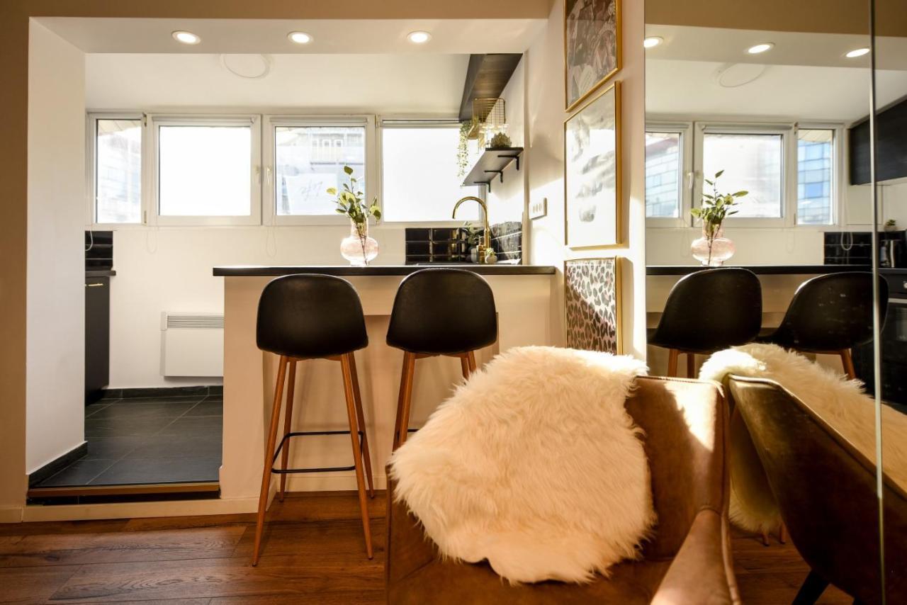 Calea Victoriei Modern Studio - Escape In The City Center บูคาเรสต์ ภายนอก รูปภาพ