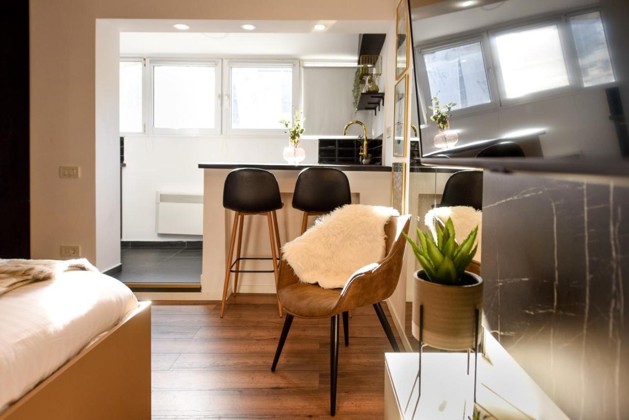 Calea Victoriei Modern Studio - Escape In The City Center บูคาเรสต์ ภายนอก รูปภาพ