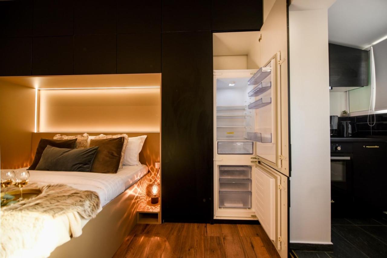 Calea Victoriei Modern Studio - Escape In The City Center บูคาเรสต์ ภายนอก รูปภาพ